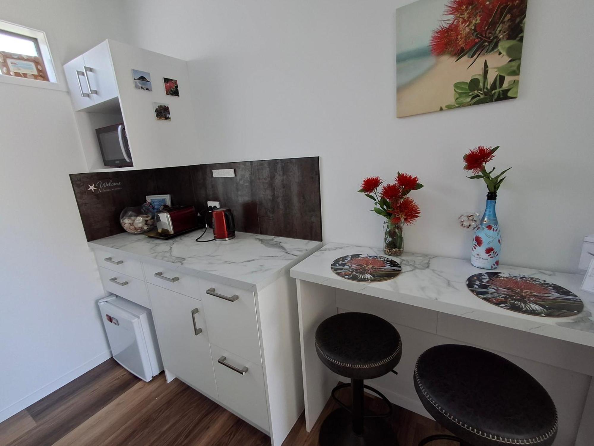 Papamoa Beach, Pohutukawa Deluxe Studio, On Hugoway Eksteriør billede