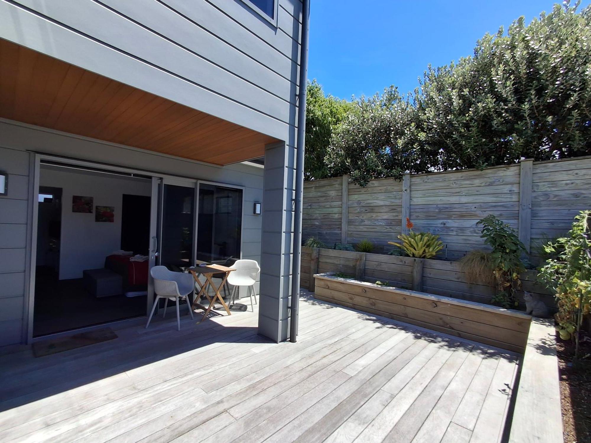 Papamoa Beach, Pohutukawa Deluxe Studio, On Hugoway Eksteriør billede